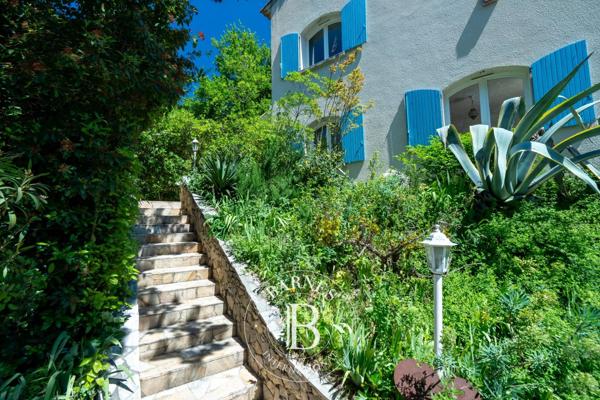 Castelnau-le-Lez, Maison 5 Chambres -  230 m² à vendre