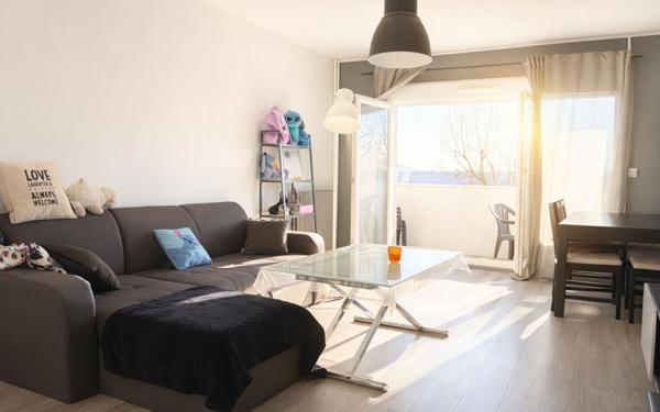 Appartement à vendre    3 pièces •  Saint-Priest