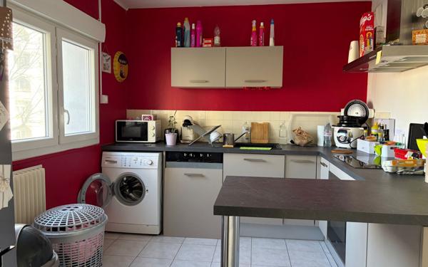 Appartement à vendre    3 pièces •  Saint-Priest