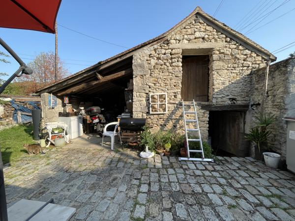 Maisse (91720) Maison 2 chambres, avec dépendance