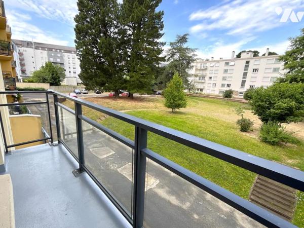 Nantes Longchamp, tram à 250m, au calme, T4 de 74 m², balcon, garage