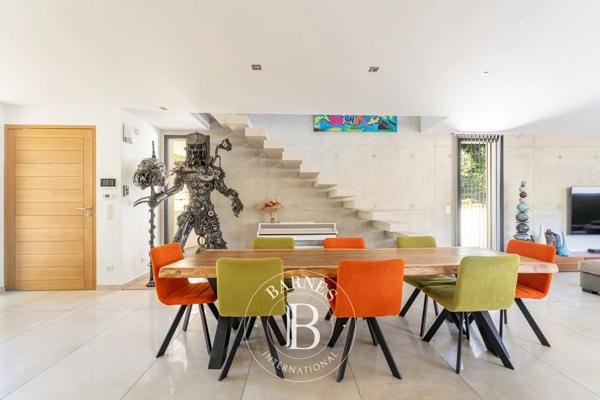 Gémenos, Villa 2 Chambres -  185 m² à vendre