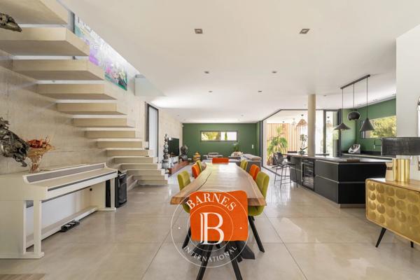 Gémenos, Villa 2 Chambres -  185 m² à vendre