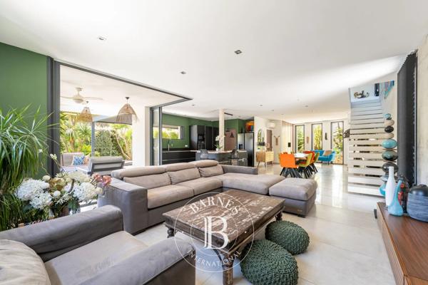 Gémenos, Villa 2 Chambres -  185 m² à vendre