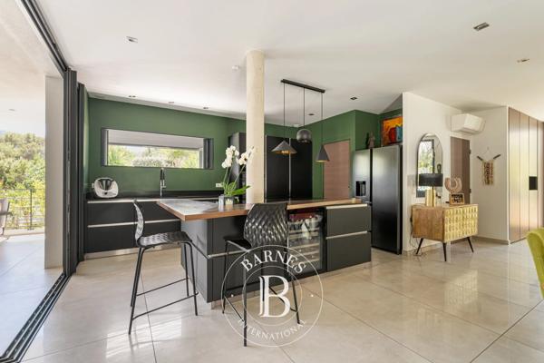 Gémenos, Villa 2 Chambres -  185 m² à vendre