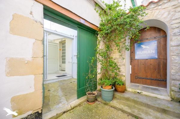 Maison 472 500 € La Flotte 4 p 93 m² DPE F