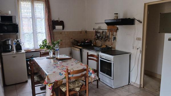 EN VENTE : TORTERON - Maison de campagne, 3 chambres, caves, grenier et terrain