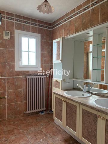 Maison
         4 pièces
        - 103 m² 219 500 € *
