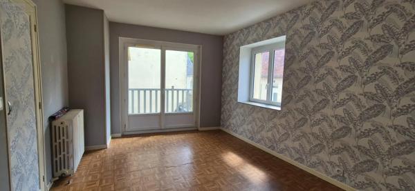 Location - Maison La Ferté-Bernard 72400 6 pièces 139 m 2 125 m 2