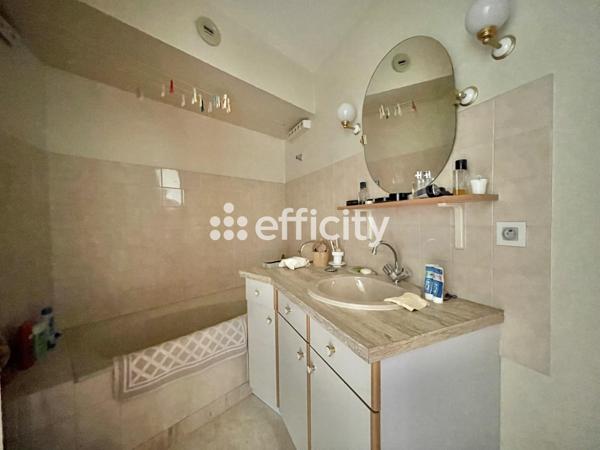Appartement
         2 pièces
        - 40 m² Exclusivité 149 000 € *
