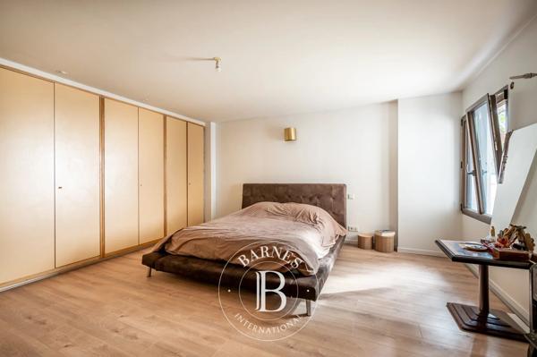 Asnières-sur-Seine, Maison 6 Chambres -  243 m² à vendre