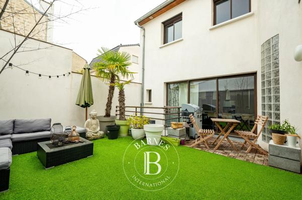 Asnières-sur-Seine, Maison 6 Chambres -  243 m² à vendre