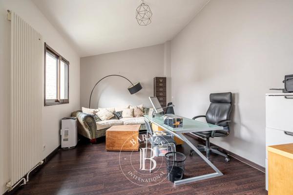 Asnières-sur-Seine, Maison 6 Chambres -  243 m² à vendre