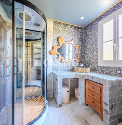 Vente Maison 6 pièces de 220m² - 33680 Lacanau