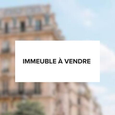 Immeuble spécial investissement - Centre Ville de Meaux - 3 appartements loués - deux F3 et un F2.