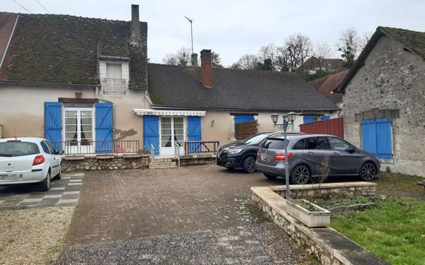 Maison à vendre    3 pièces •  Onzain