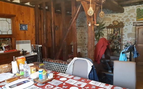 Maison à vendre    3 pièces •  Onzain