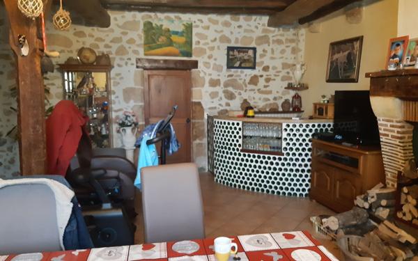 Maison à vendre    3 pièces •  Onzain