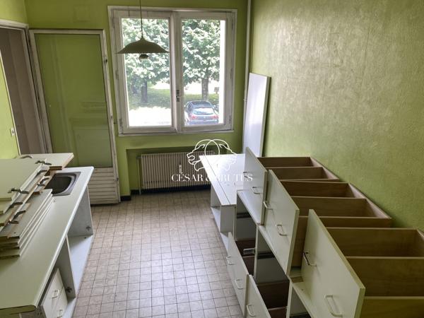 APPARTEMENT T4 ST PRIEST 87 m2