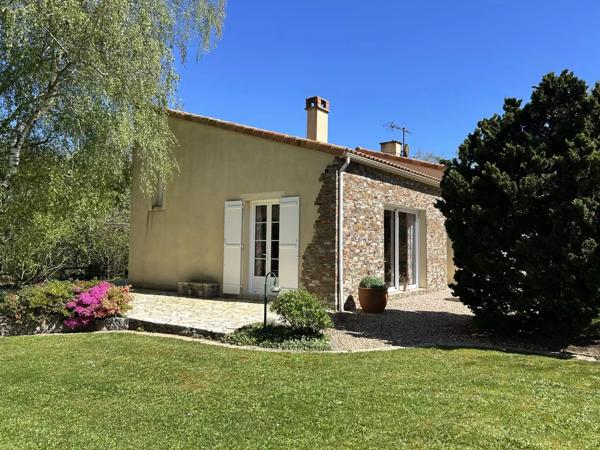 Propriété avec parc