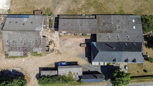 Oizé (72330) ANCIENNE PROPRIÉTÉ AGRICOLE 1,3 HA - 800M2 DE DÉPENDANCES