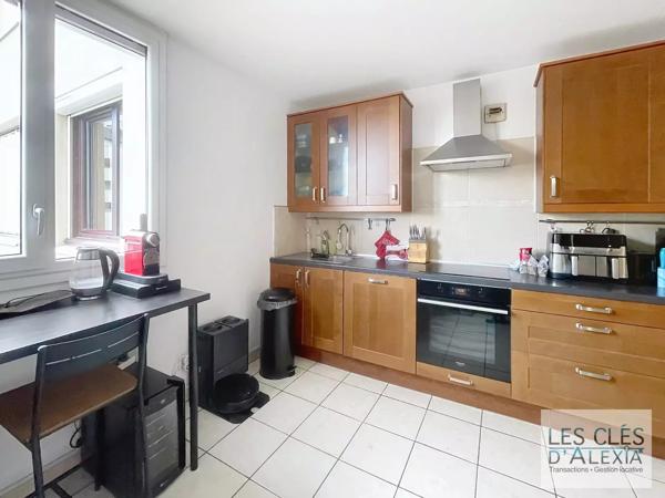 Joli T3 avec balcon, cave et parking