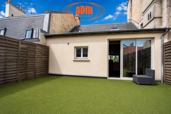 Duplex
                                                                                                                                                                                                                                                                                                                        4 pièce(s)                                                                                                                                                                                                          2 chambre(s)                                                                                                                                                                                                          70.8  m²