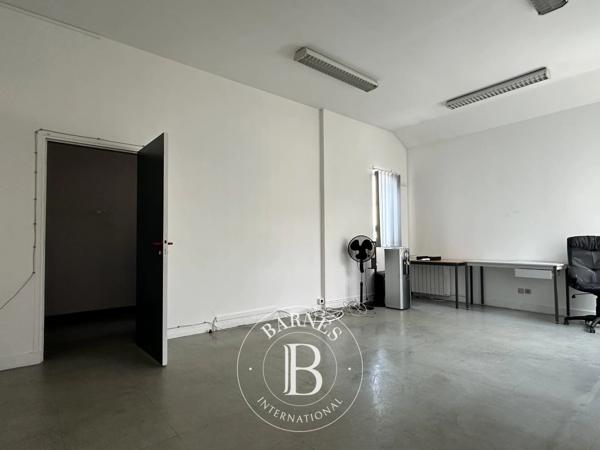 Linas, Commerce  416 m² à vendre