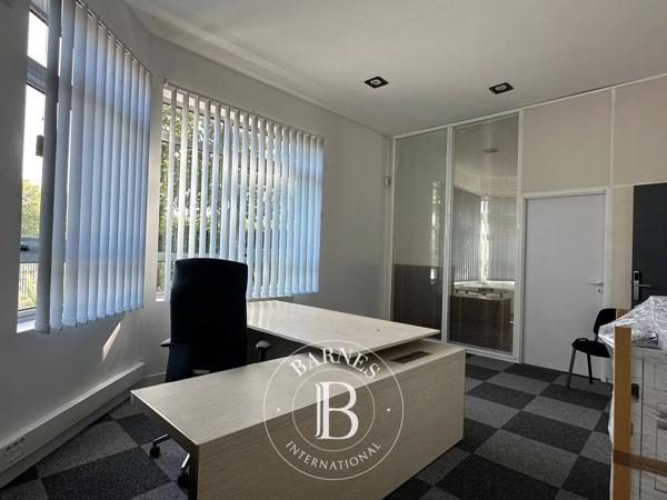 Linas, Commerce  416 m² à vendre