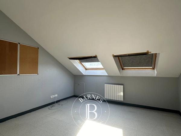 Linas, Commerce  416 m² à vendre