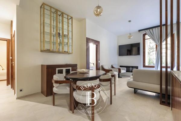 Paris 8ème, Appartement 2 Chambres -  65 m² à vendre