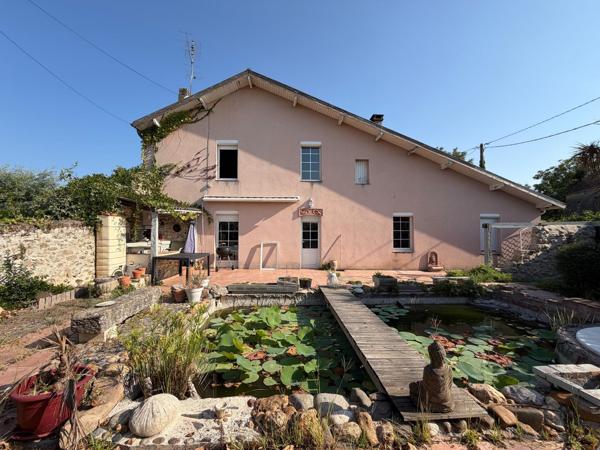 Jolie maison de 165 m2 5 pièces 3 chambres sur jardin de plus de 1000 m2