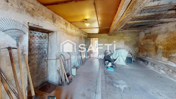 Maison 3 chambres avec dépendances - secteur 10 km de Louhans