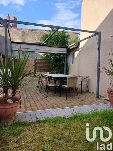 Maison à vendre 7 pièces 200 m² Bressuire