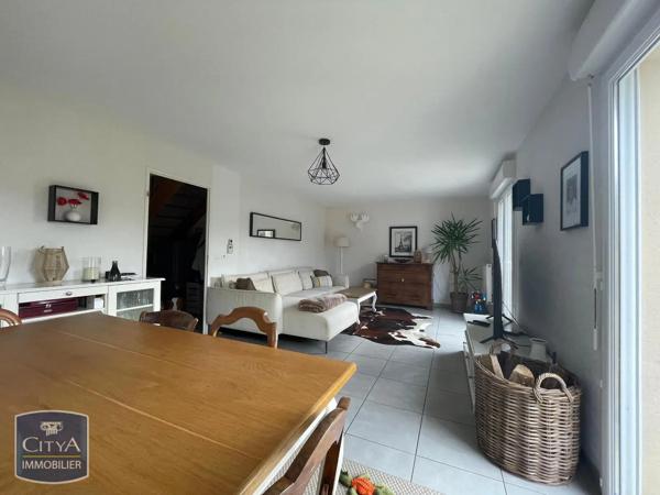 Maison à louer 5 pièces 95.37m² Bourges (18000)