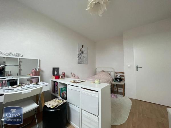 Maison à louer 5 pièces 95.37m² Bourges (18000)
