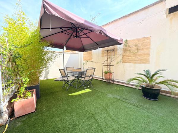 A VENDRE EXCLUSIVITE 84120 PERTUIS APPARTEMENT DUPLEX TYPE 5 PIECES D'ENVIRON 140M² AVEC PATIO, TERRASSE, CAVE ET STATIONNEMENT