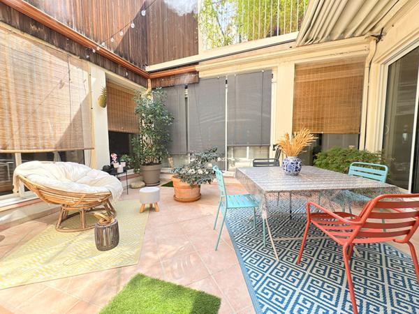 A VENDRE EXCLUSIVITE 84120 PERTUIS APPARTEMENT DUPLEX TYPE 5 PIECES D'ENVIRON 140M² AVEC PATIO, TERRASSE, CAVE ET STATIONNEMENT