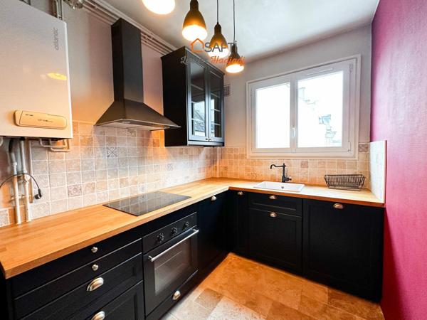 Hyper centre ville - F2 au 1er étage