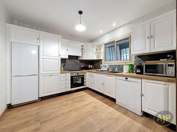 Vente maison Ares : 515 000 € - AJP Immobilier Lège-Cap-Ferret