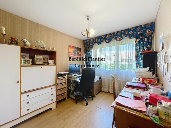 Villa d’architecte au calme, dans un cadre résidentiel de Romagny-proche CEVA