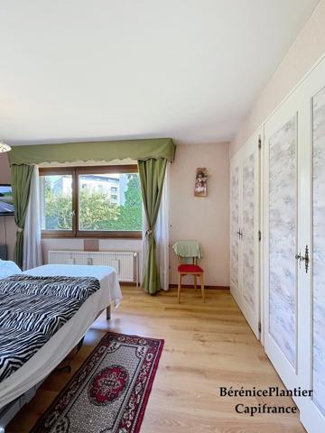 Villa d’architecte au calme, dans un cadre résidentiel de Romagny-proche CEVA