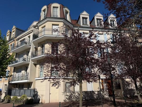 Appartement 3 pièces avec vue sur le Bois Préau