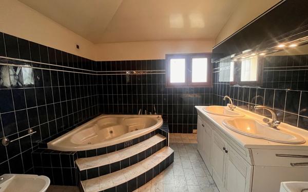 Appartement à louer    2 pièces • 56,48 m2 Juvignac