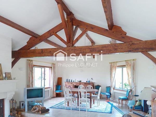 Maison de style de 193 m2 8 piéces , 4 chambres