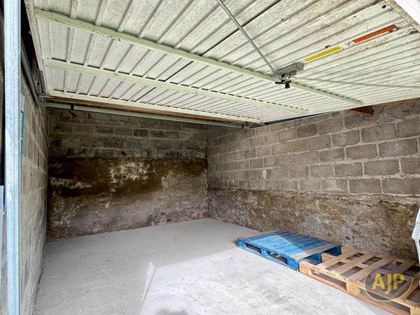 Parking à vendre Reze : 19 m2 à 27 000€ - AJP Immobilier Rezé