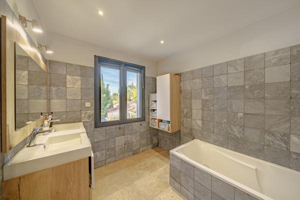 Maison 8 pièces - 192 m² Bien prestige