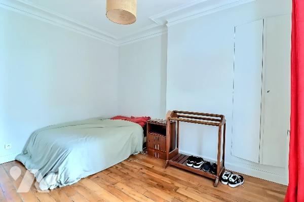 Paris 5 - 2 pièces 29,55 m² lumineux 1er étage calme sur cour avec cave - secteur Monge/Val de Grace