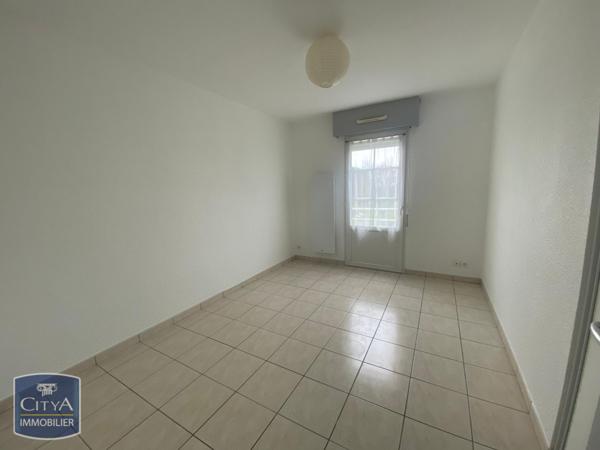 Appartement à louer 2 pièces 42m² Échillais (17620)