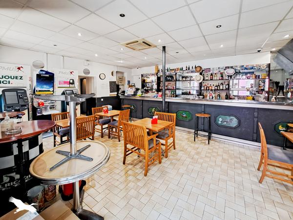 Local commercial à vendre |  Marseille 09 |  |